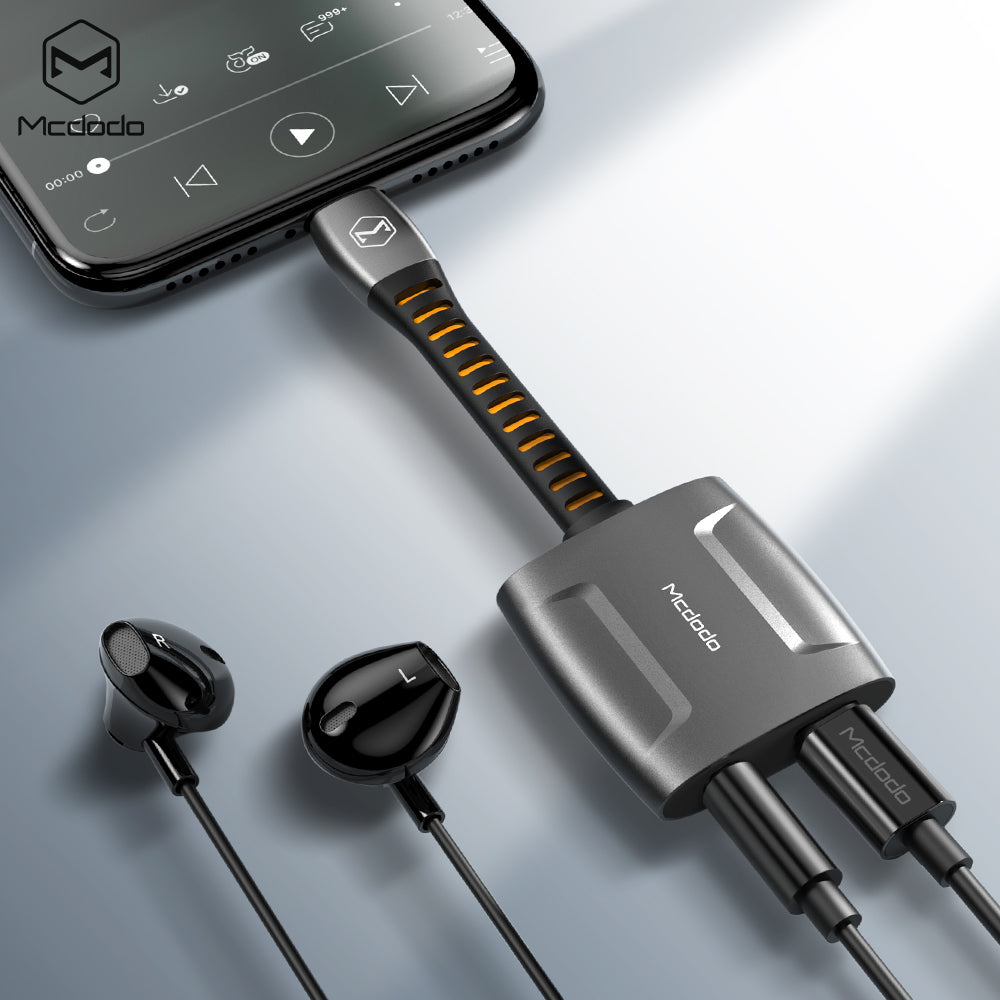 Mcdodo CA-6340 Lightning to Lightning and 3.5mm AUX Port Converter 0.1m