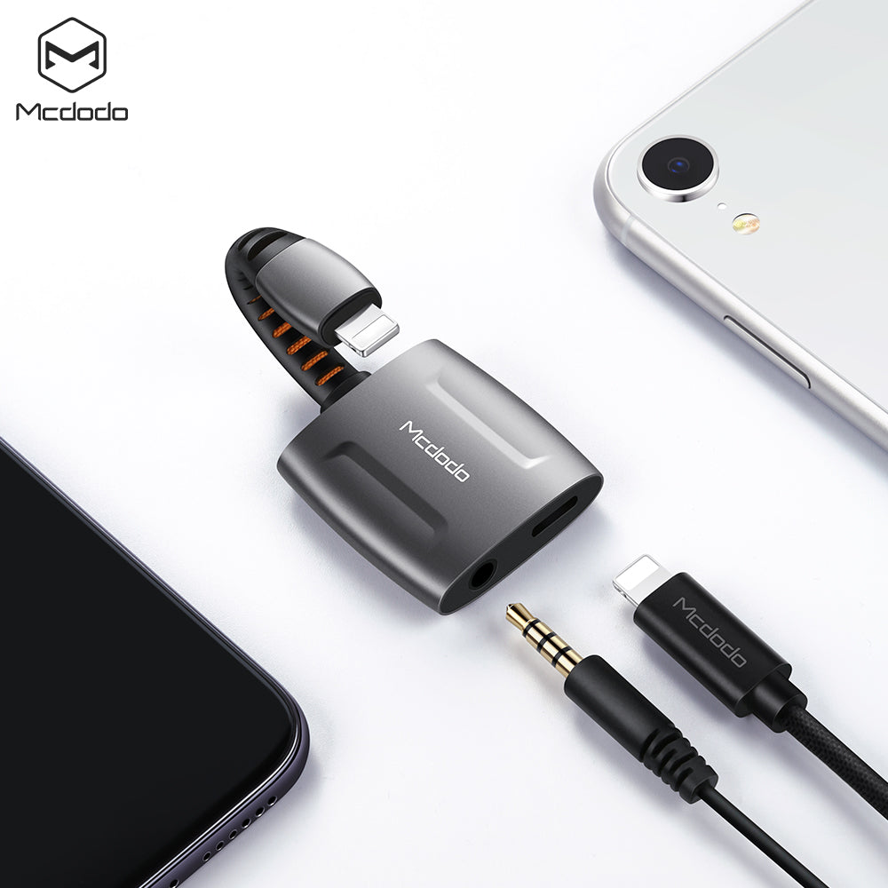 Mcdodo CA-6340 Lightning to Lightning and 3.5mm AUX Port Converter 0.1m